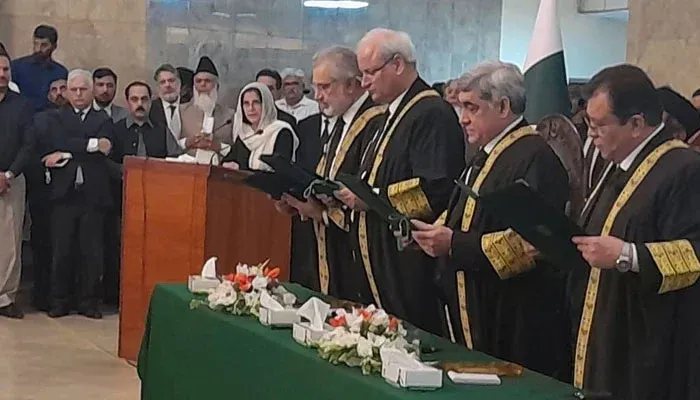 Chief Justice administers oath to three new Supreme Court Judges