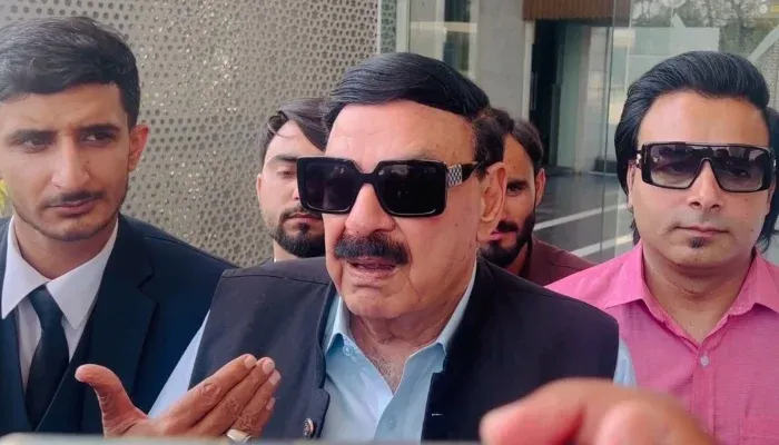 IHC approves Sheikh Rasheed's case dismissal over offensive remarks