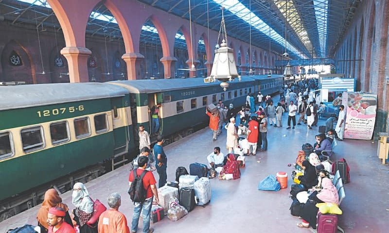 Pakistan Railways Offers 25% Fare Discount for Eid-ul-Adha Celebrations