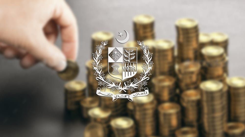 Pakistan's state-owned enterprises report record annual losses of Rs 905 billion