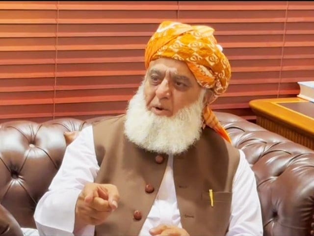 Maulana Fazlur Rehman backs nationwide traders' strike on August 28