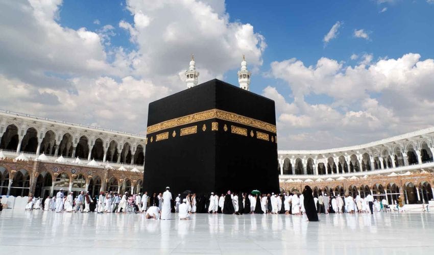 Govt to allow Hajj pilgrims to pay expenses in installments