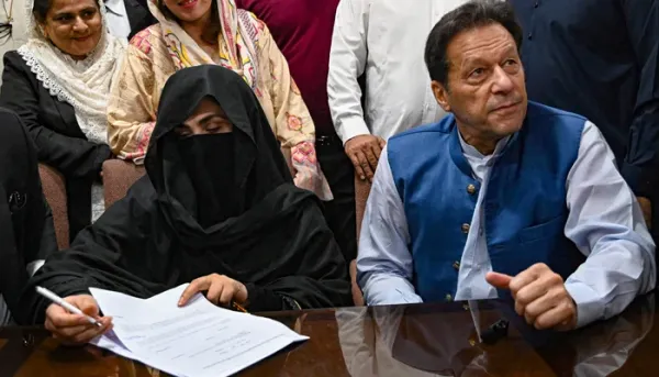 Khan, Bushra Bibi to be Indicted in Tosha Khana Case on January 4th