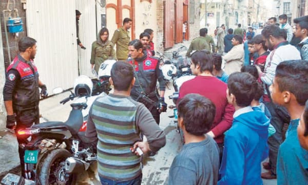 Police crackdown on kite flying, arrest over 600 individuals in Sialkot