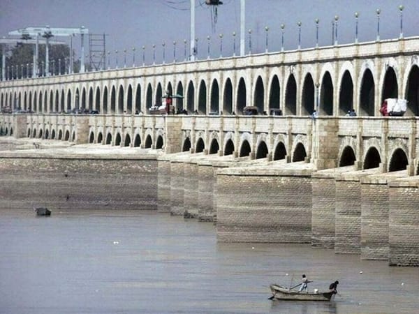 Sindh bridge project overruns budget by 10 billion rupees