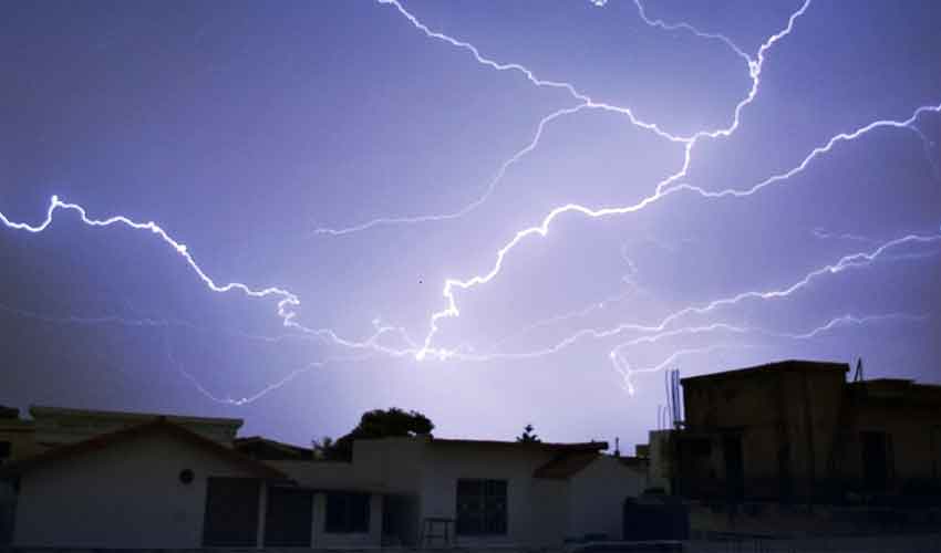 Lightning strikes claim 25 lives in Southern Punjab, Balochistan