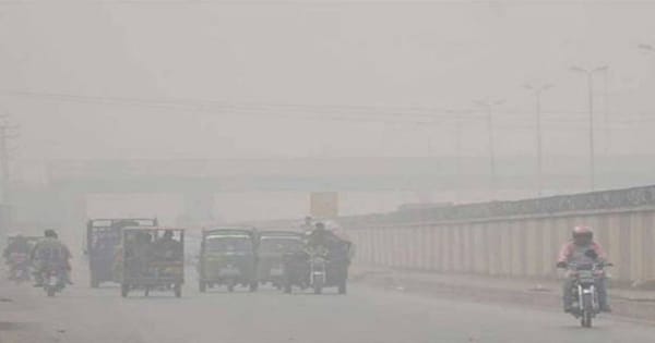 Multan, Lahore bear the brunt of hazardous smog