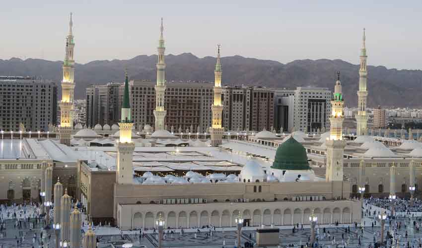 287,000 Pakistanis visited Masjid-e-Nabwi, Roza-e-Rasool in 3 months