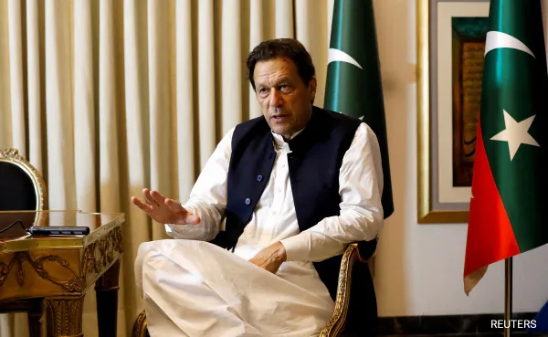 اڈیالہ جیل میں بانی پی ٹی آئی کی صحافیوں سے گفتگو