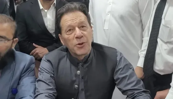 عمران خان کی ہمشیرہ علیمہ خان کو ایف آئی اے سائبر کرائم کا نوٹس جاری