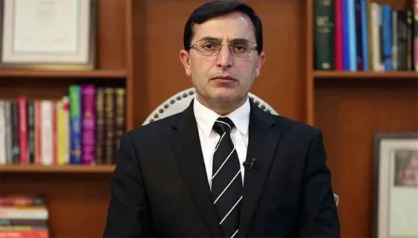 بھارت کے ساتھ سیز فائر ہوگیا ، آپس میں بھی سیز فائر ہونا چاہئے، بیرسٹر گوہر کا  بیان